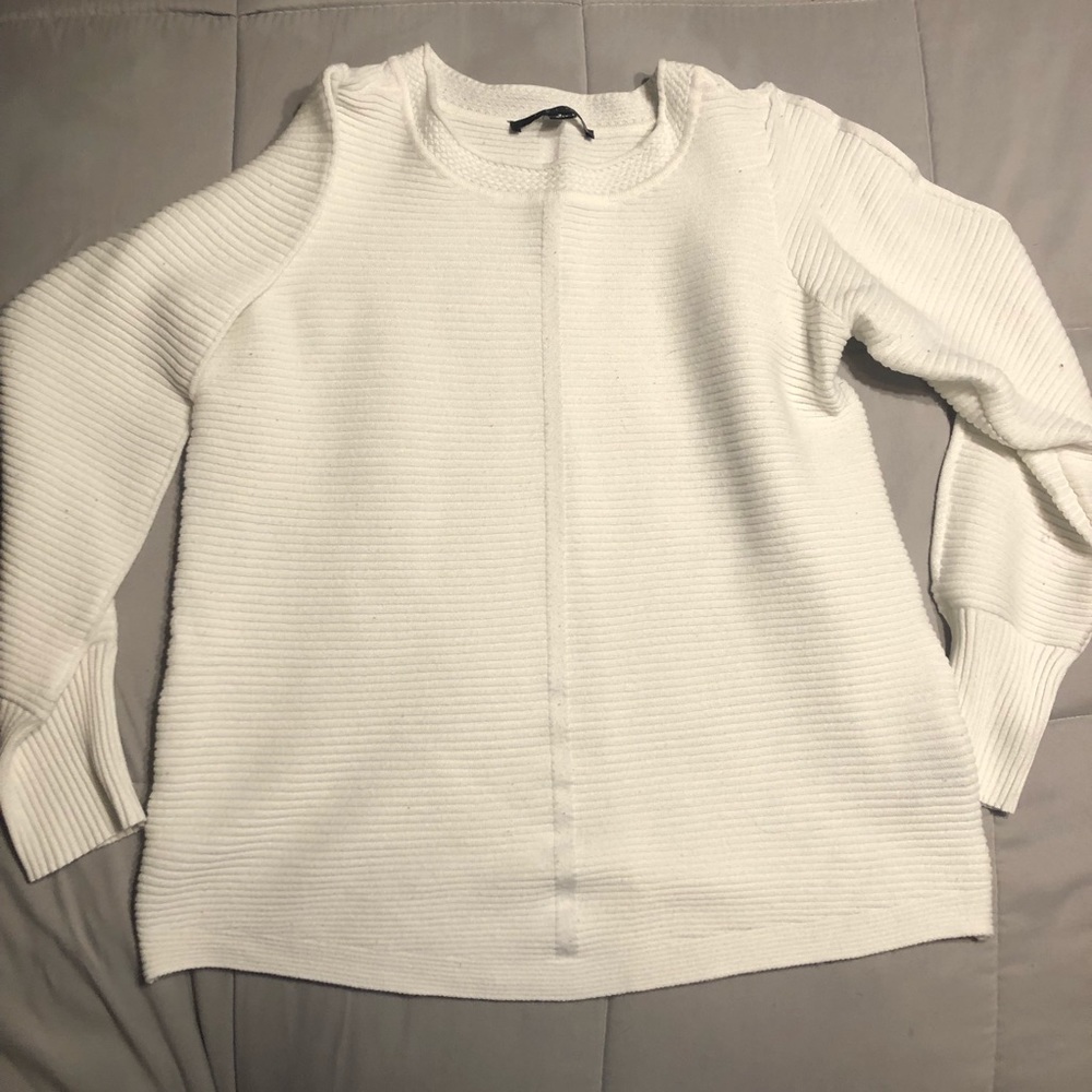 Cyrus women’s white sweater